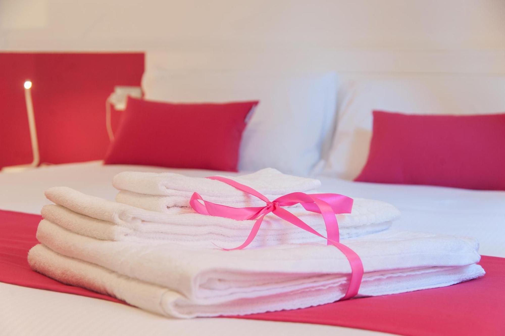 La Cattedrale Dai Tetti Bed & Breakfast Trani Exterior photo