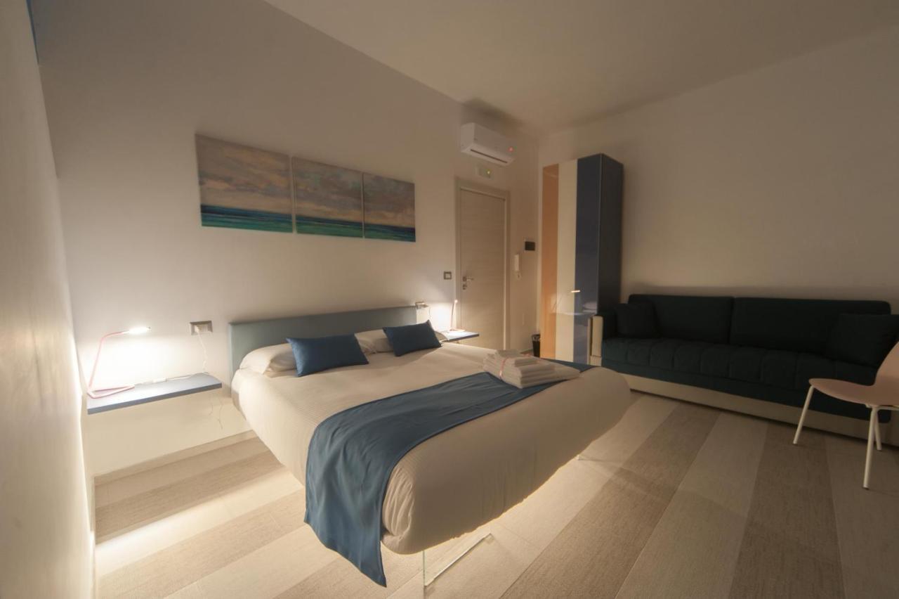 La Cattedrale Dai Tetti Bed & Breakfast Trani Exterior photo